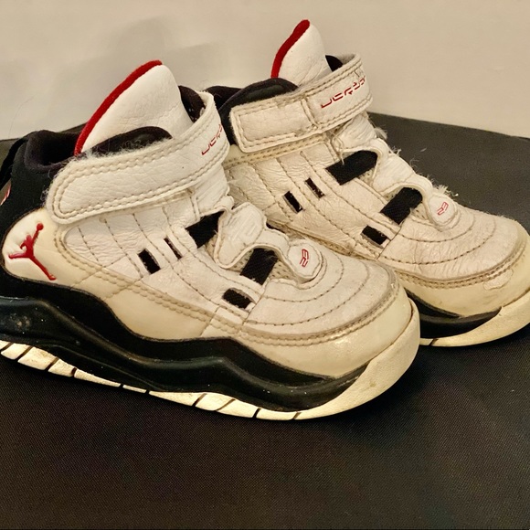 Air Jordan Hallowed Ground TD 375367-161 Toddler Sneakers size 6c - Picture 3 of 4